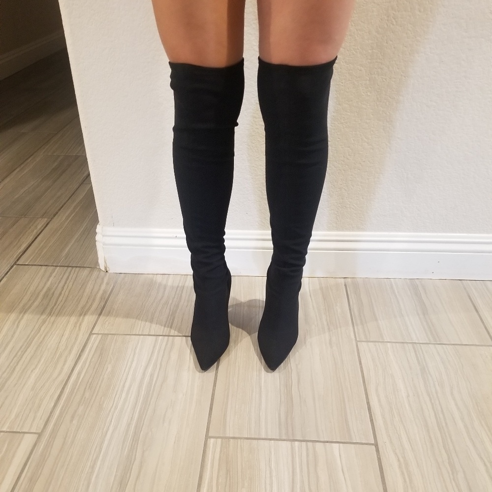 SEXY DELMARI OVER THE KNEE BOOTS!